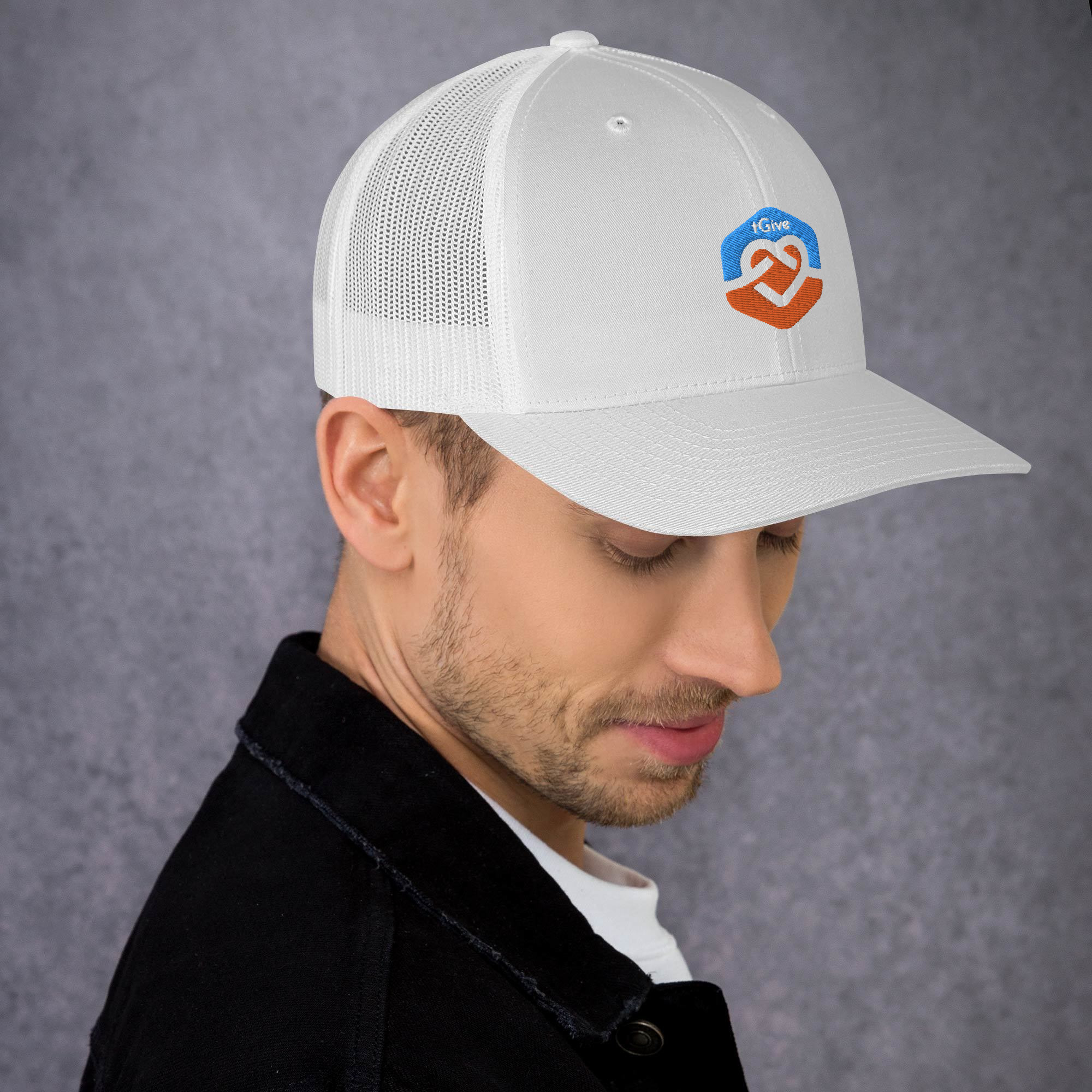 retro-trucker-hat-white-right-62a6c41611b8b.jpg